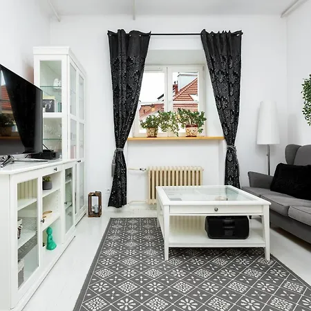 Apartment Mariensztat By Renters