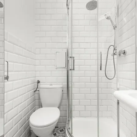 Mariensztat By Renters Lägenhet